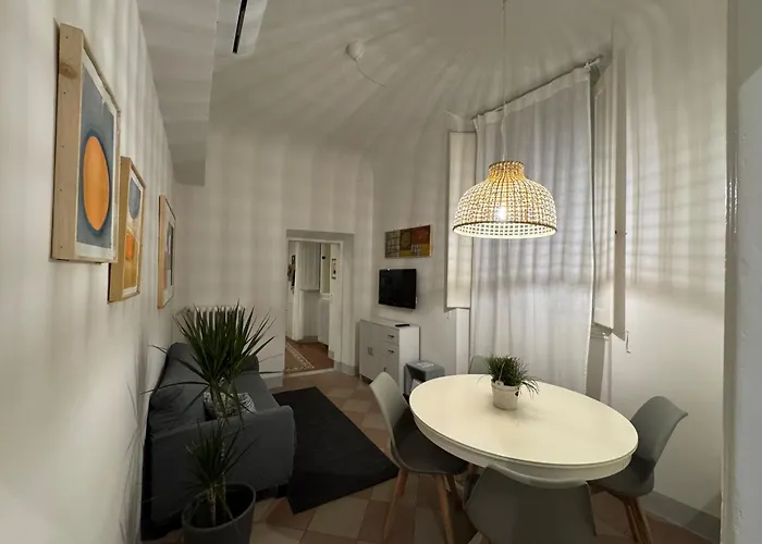 Ambrogio 33 - Three Bedrooms Three Bathrooms Daire