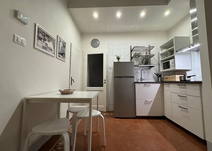 Ambrogio 33 - Three Bedrooms Three Bathrooms *