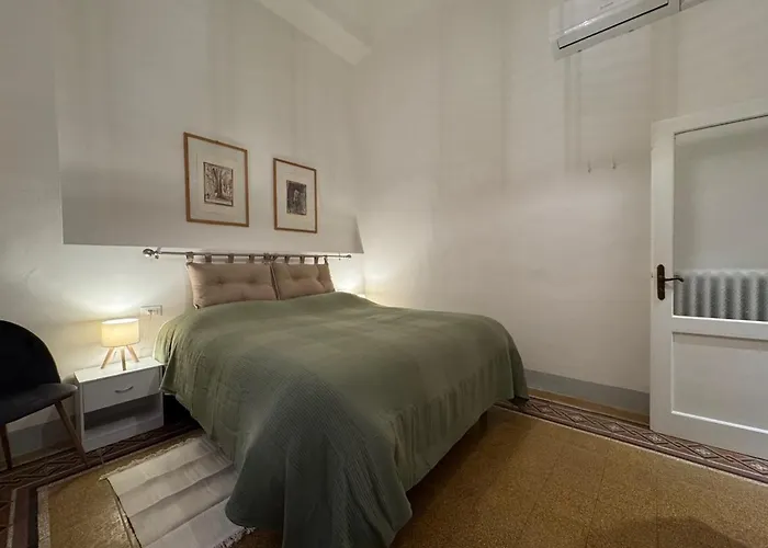 Ambrogio 33 - Three Bedrooms Three Bathrooms Daire